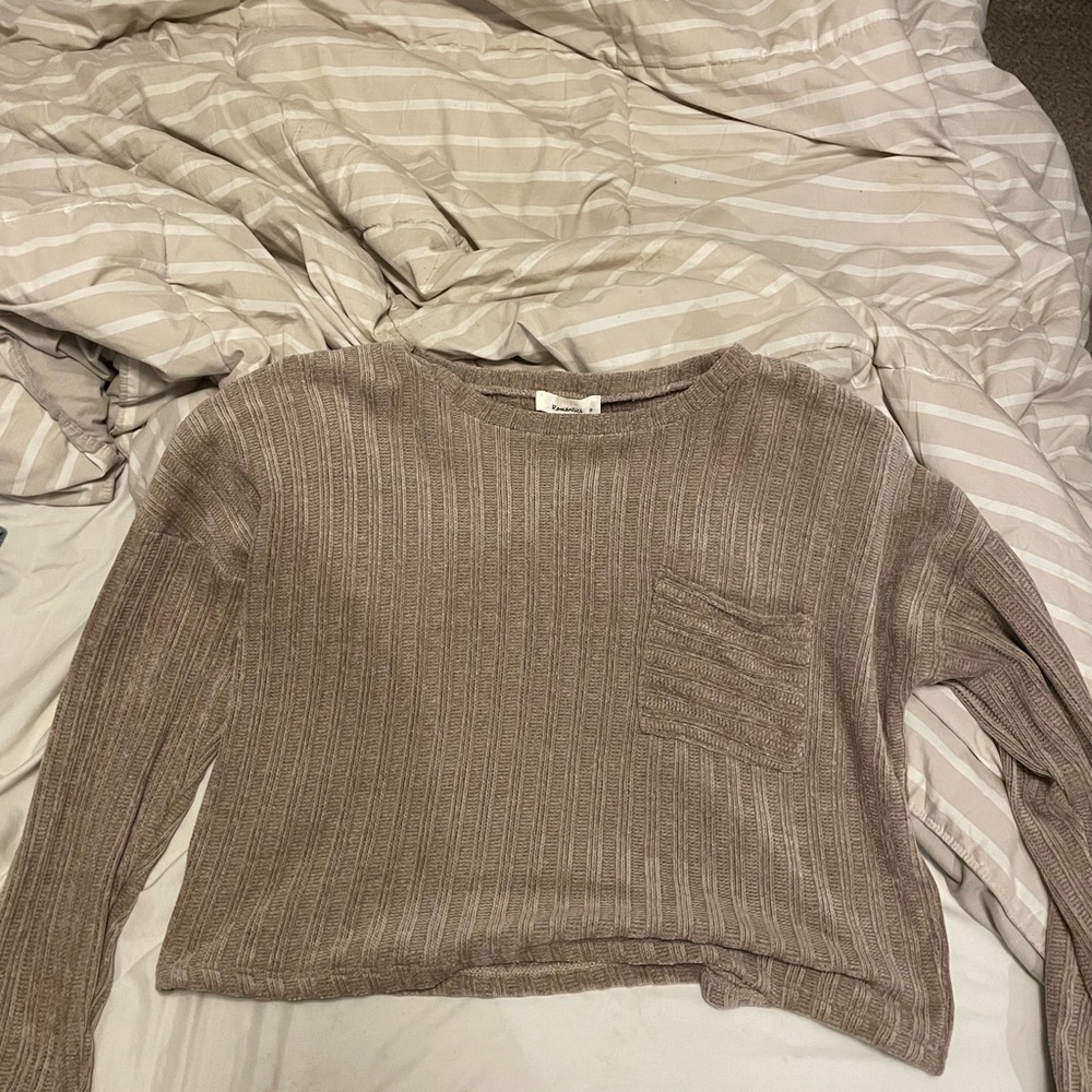 Sweater - urban romantics